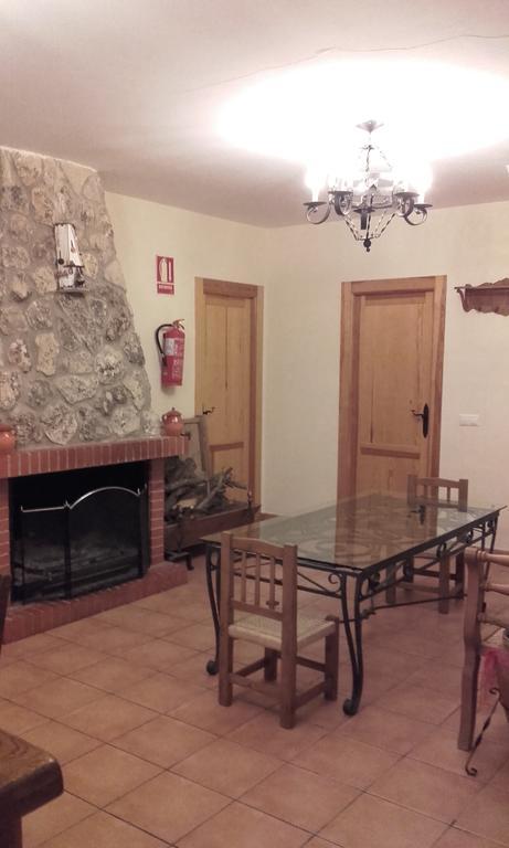 Apartamentos Serrano Ribatajada Luaran gambar