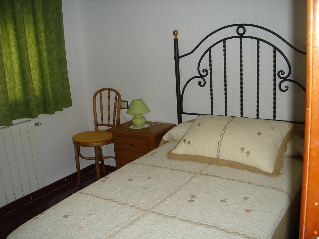 Apartamentos Serrano Ribatajada Luaran gambar