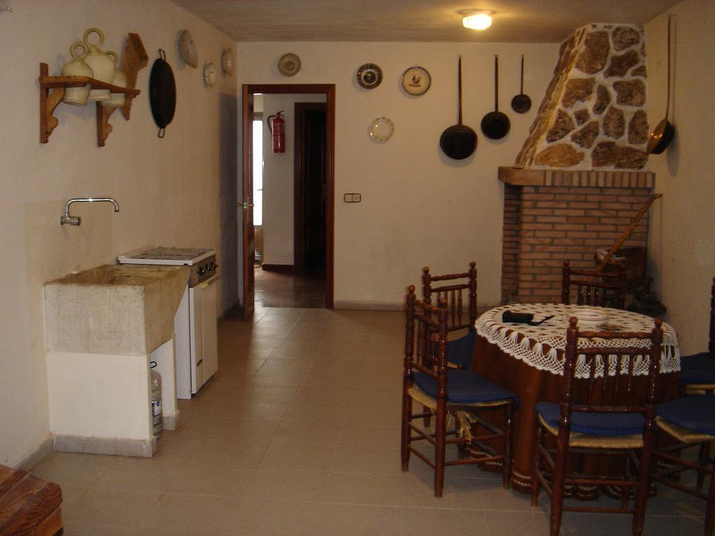 Apartamentos Serrano Ribatajada Luaran gambar