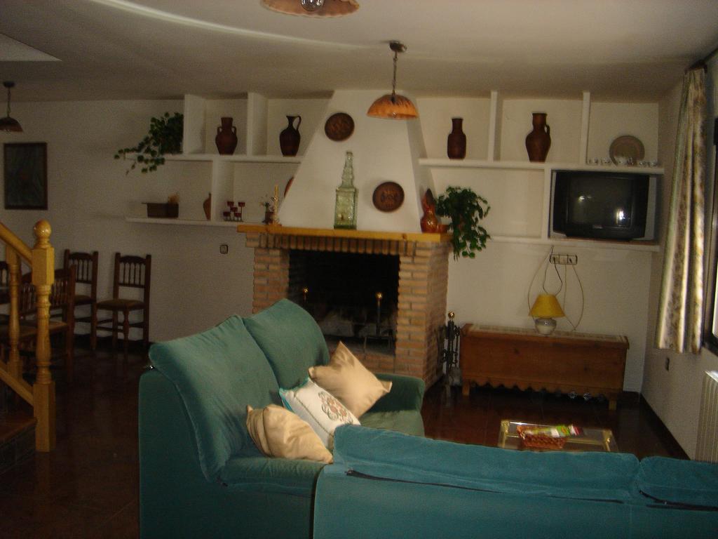 Apartamentos Serrano Ribatajada Luaran gambar