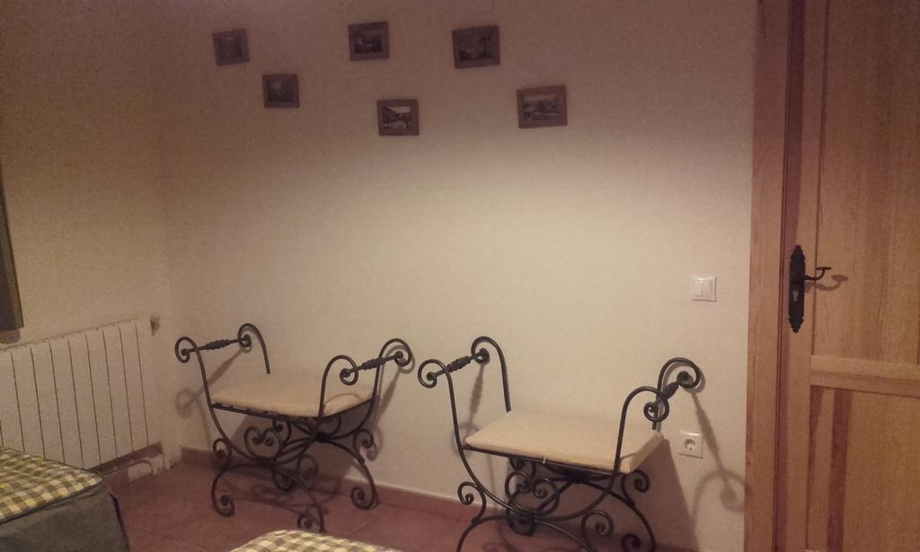 Apartamentos Serrano Ribatajada Luaran gambar