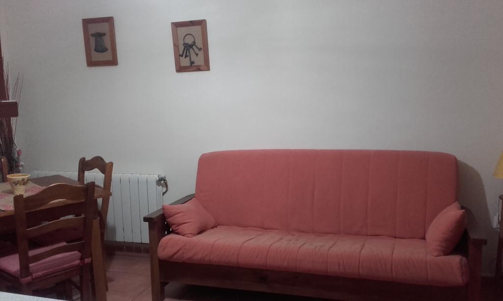 Apartamentos Serrano Ribatajada Luaran gambar